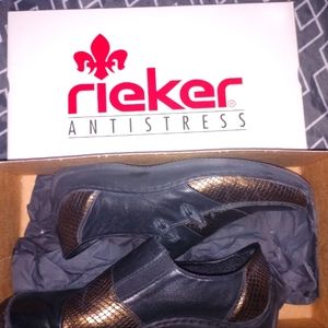 Rieker anitstress leather loafers